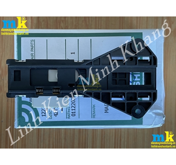 ( SP1339 ) Khóa Cửa Máy Giặt Toshiba Inverter Cửa Trước Loại Dài